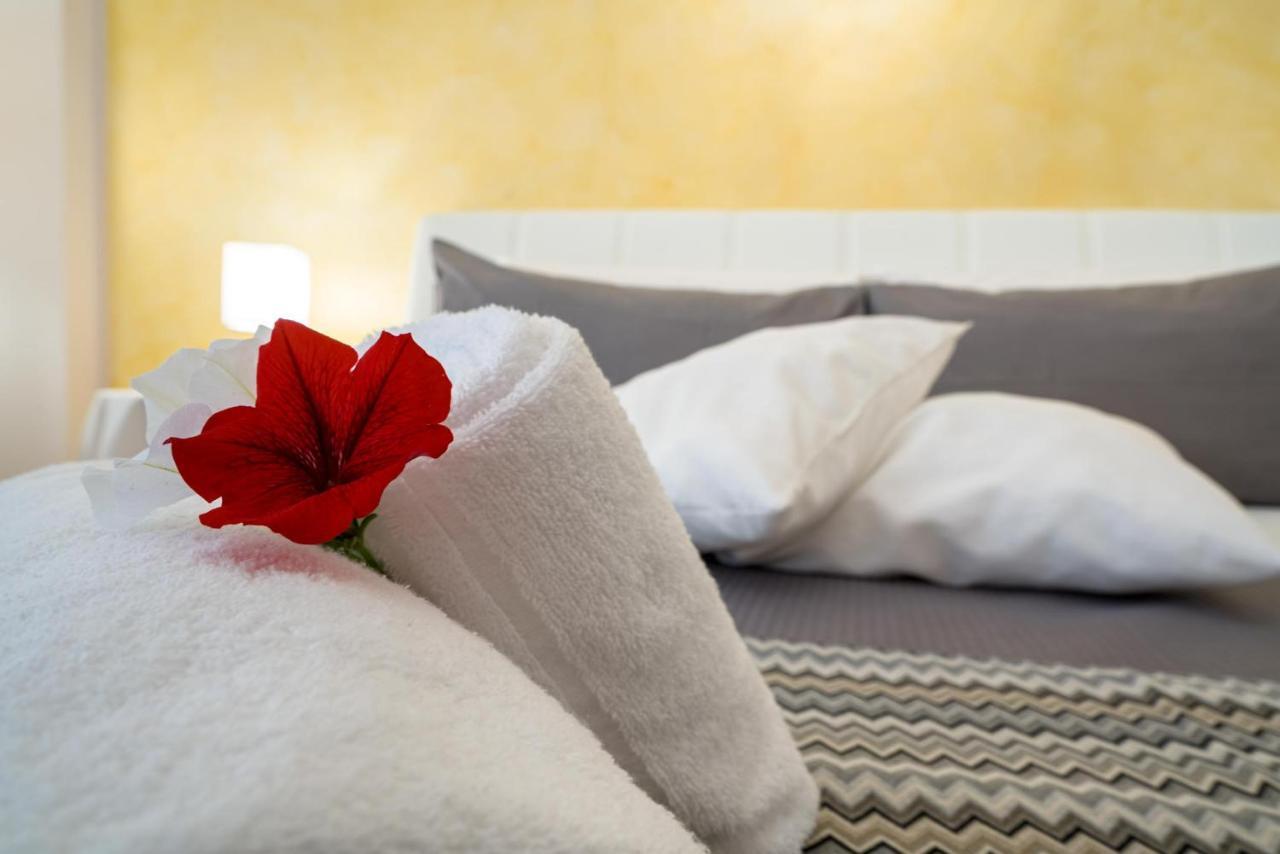 Loft Angolo Sul Mare Letojanni Ngoại thất bức ảnh