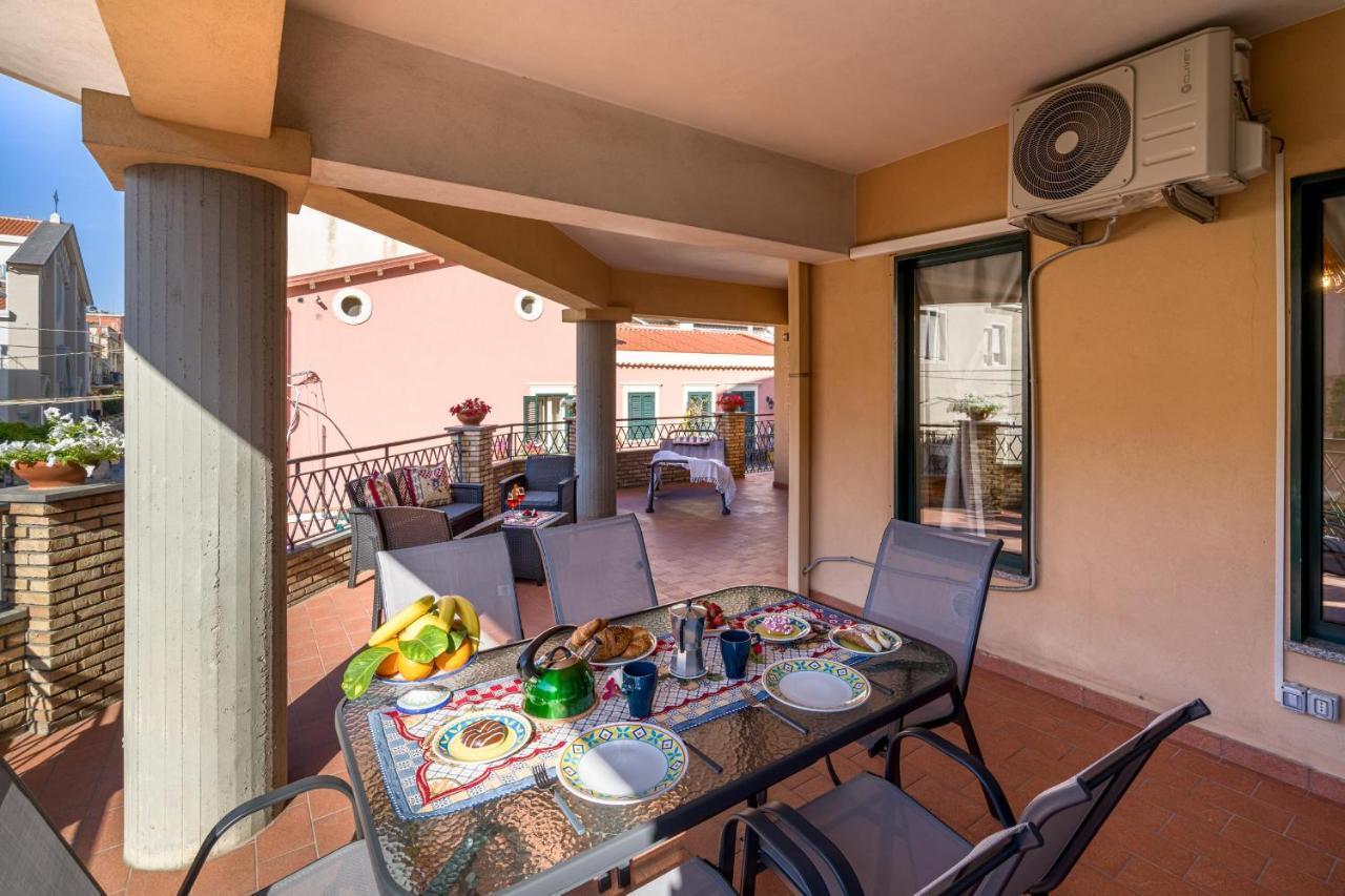 Loft Angolo Sul Mare Letojanni Ngoại thất bức ảnh