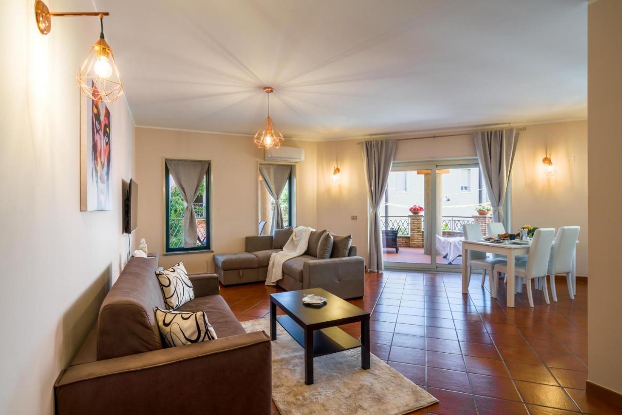 Loft Angolo Sul Mare Letojanni Ngoại thất bức ảnh