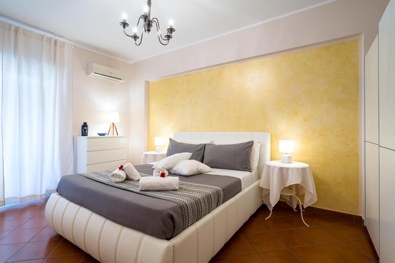 Loft Angolo Sul Mare Letojanni Ngoại thất bức ảnh