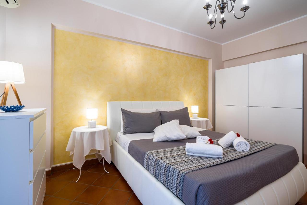 Loft Angolo Sul Mare Letojanni Ngoại thất bức ảnh